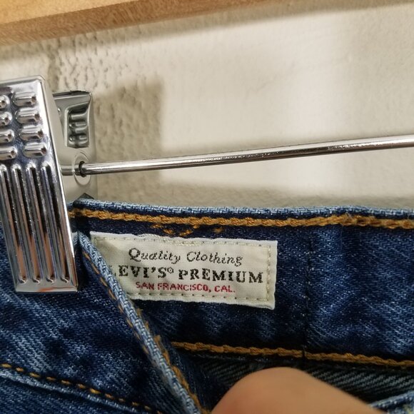 Levi's 501 Premium High Rise Button Fly Jens Blue Size 23 - Picture 4 of 9